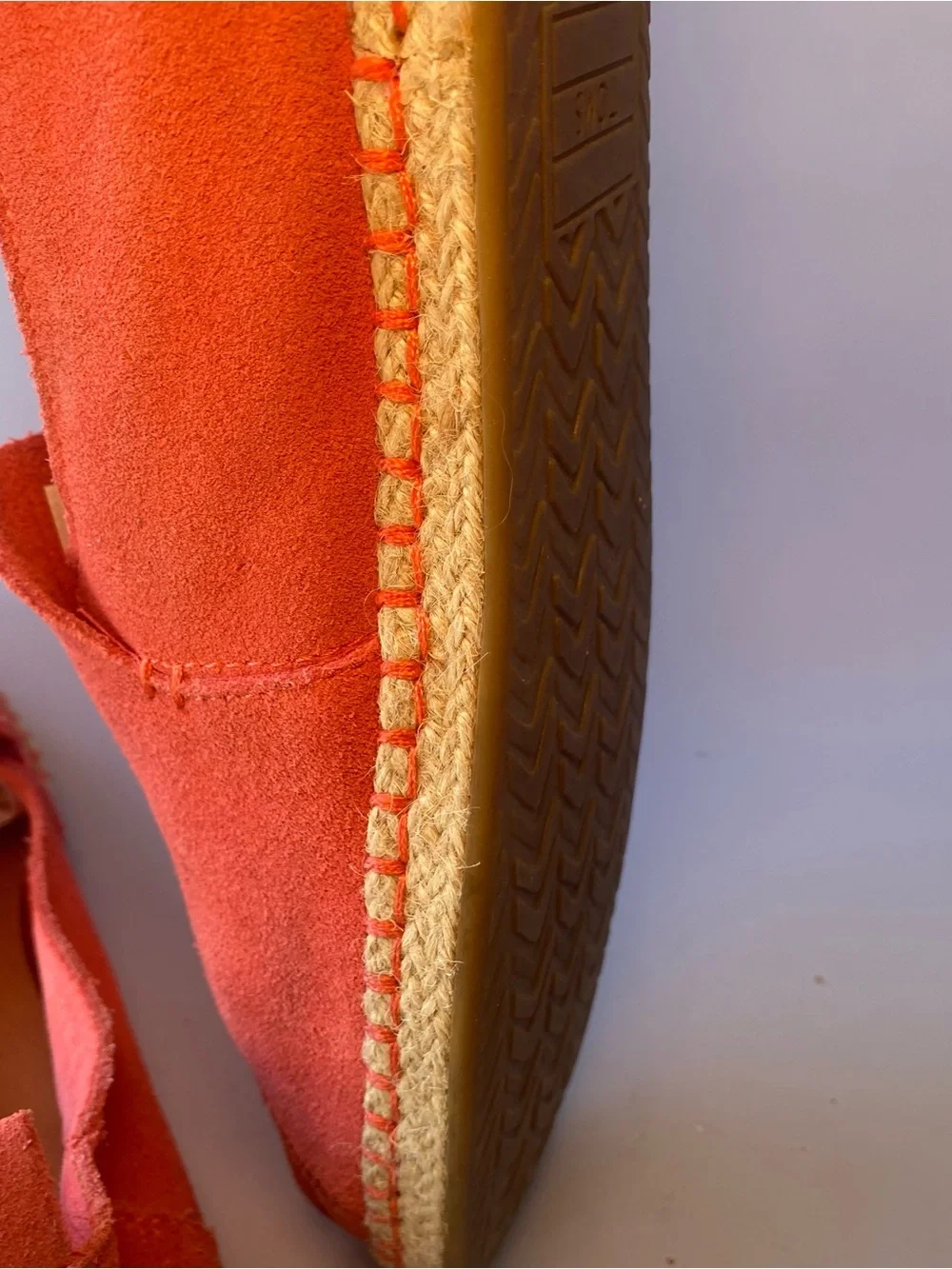 TOMS Coral Suede Slip On Hibiscus Sueded Espadrille Comfort Casual Womens Sz 9.5